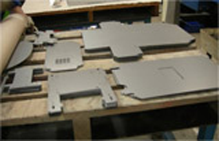 Người đàn ông Bình Dương chế ô tô biết bơi